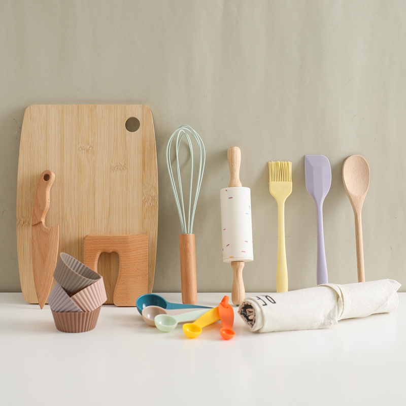 Montessori Kids Play Kitchen S - đánh giá và giá Home Cooking Game